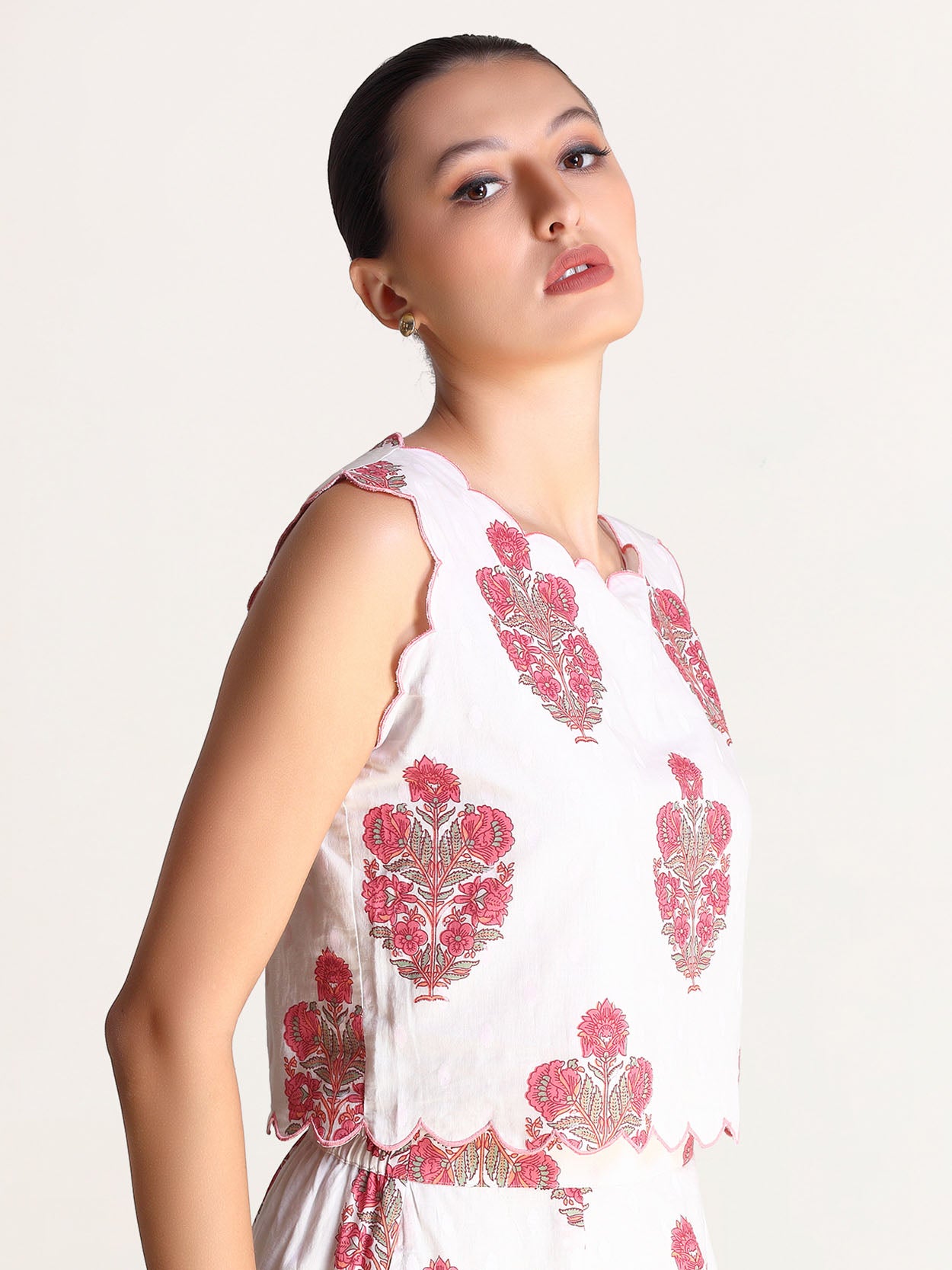 Magnolia - Motif Print Top