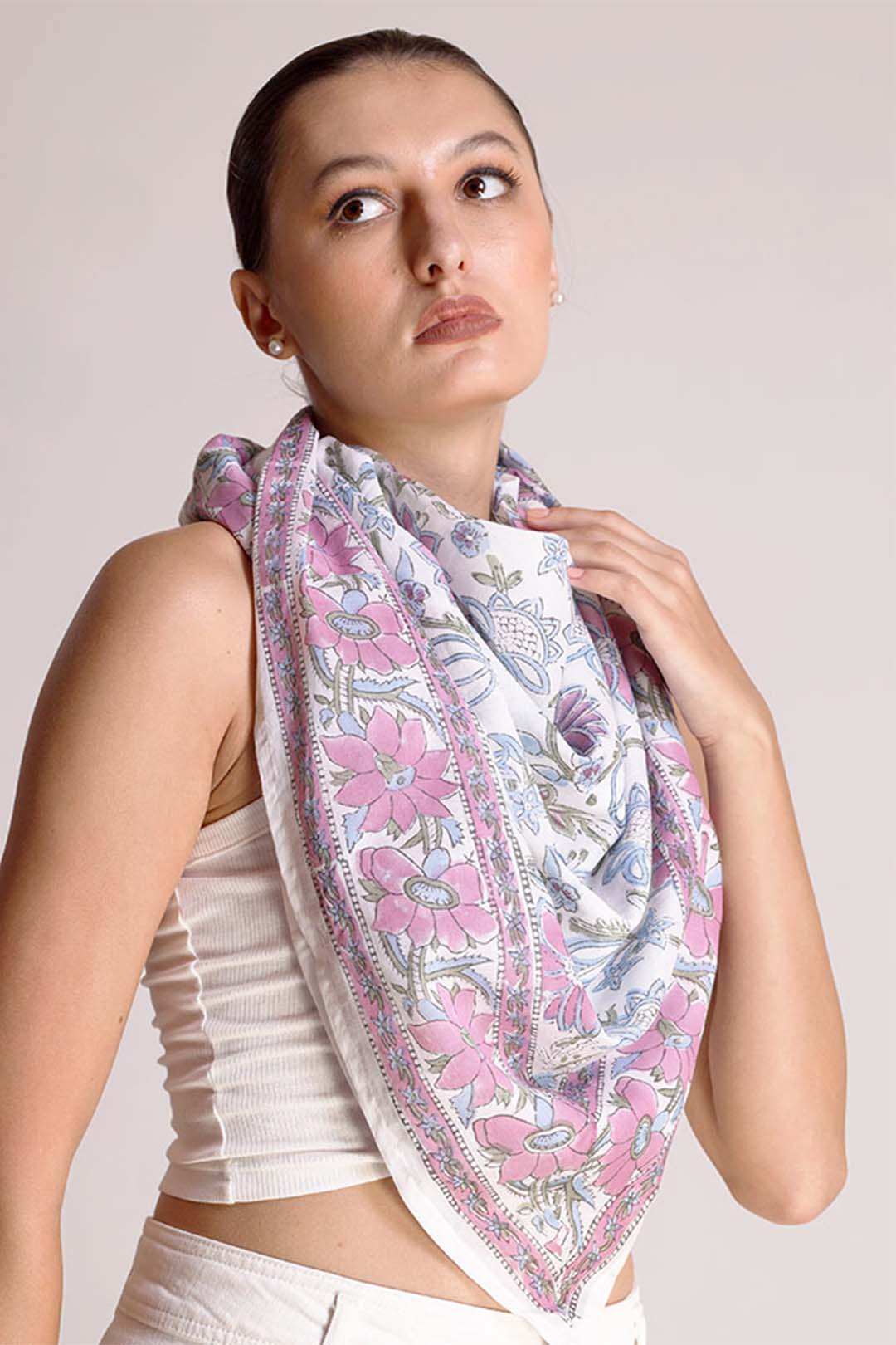 Saba Cotton Daisy Multicolor Floral Scarf