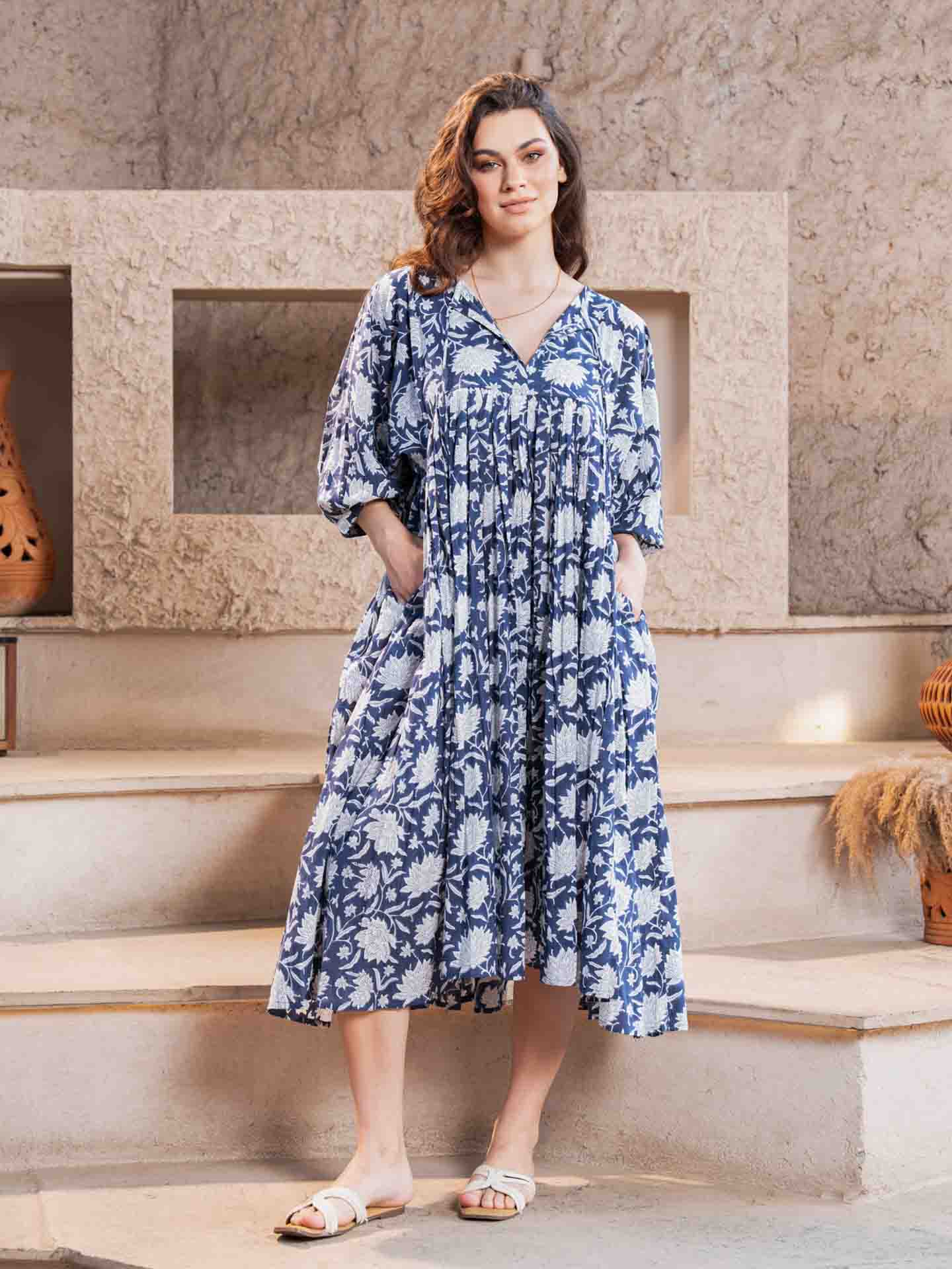 Ava - Printed Midi Dress - Blue