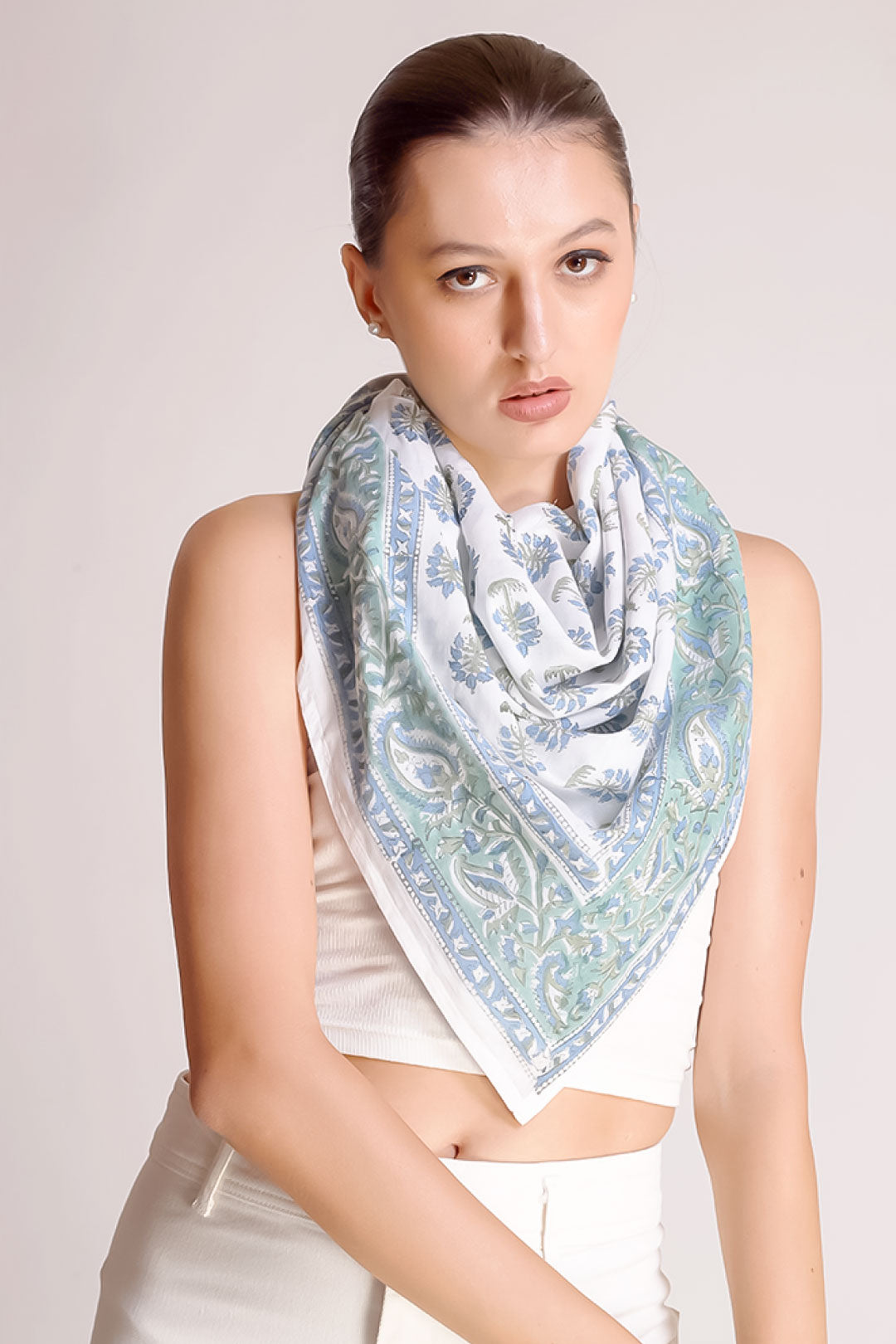 Saisha Cotton Multicolor Floral Scarf